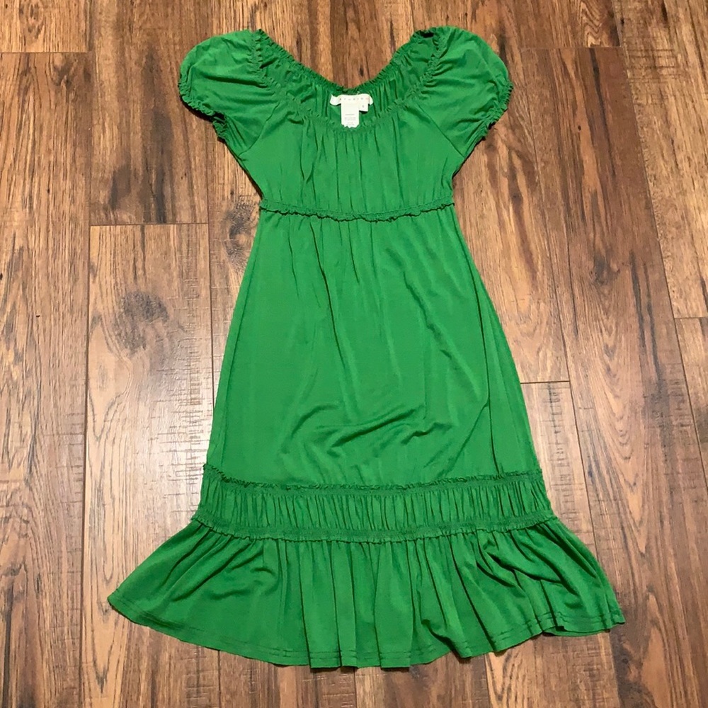 Kelly green dress